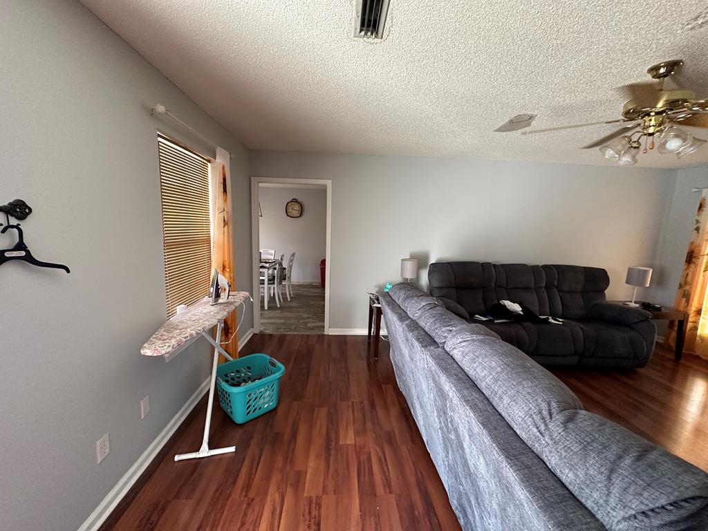 302 Windy Hill Road Taylor, AL 36301 - Photo 5 of 23