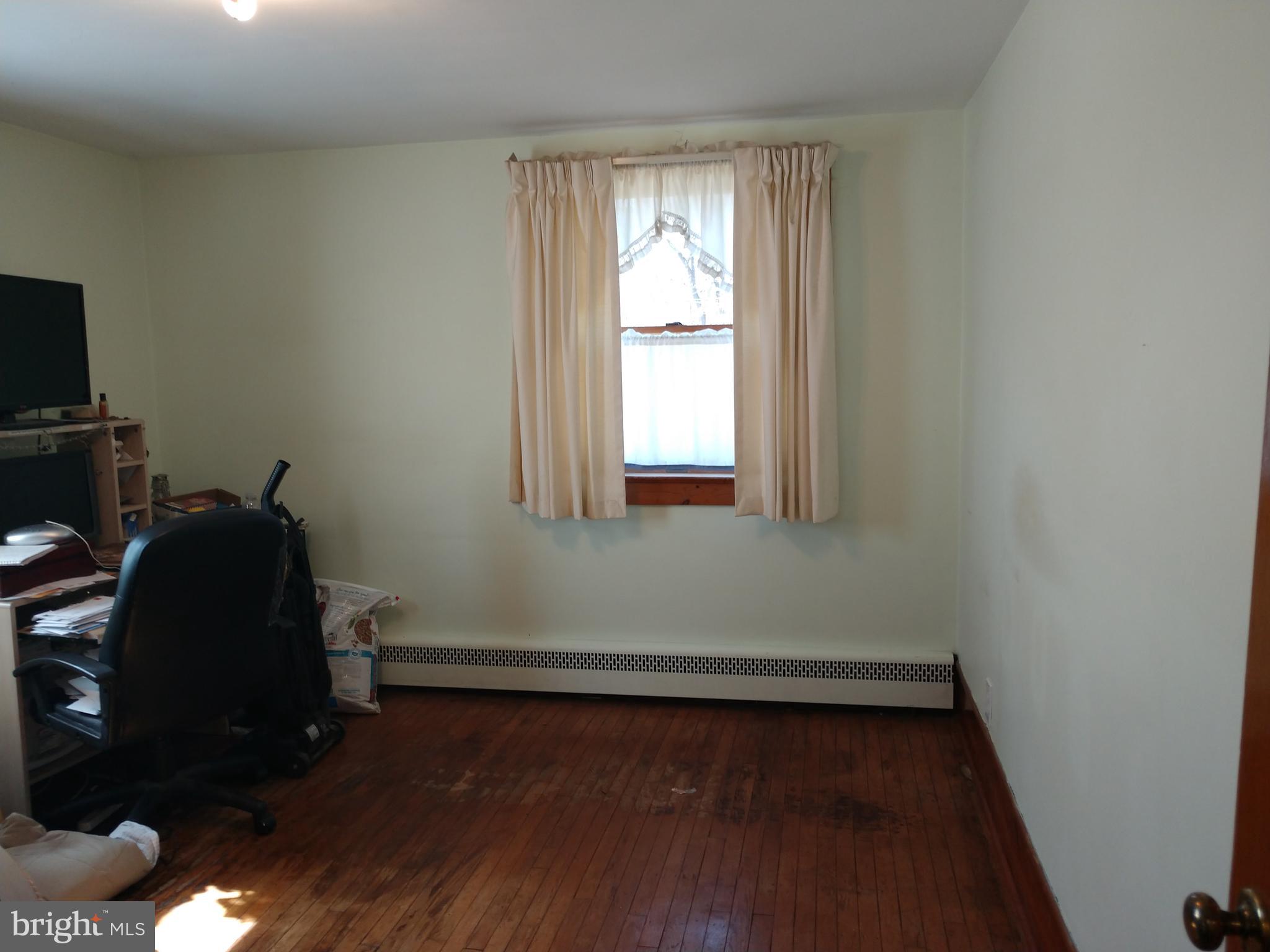 1624 Bahr Road Pottstown, PA 19464 - Photo 7 of 15 Gallery Image 7