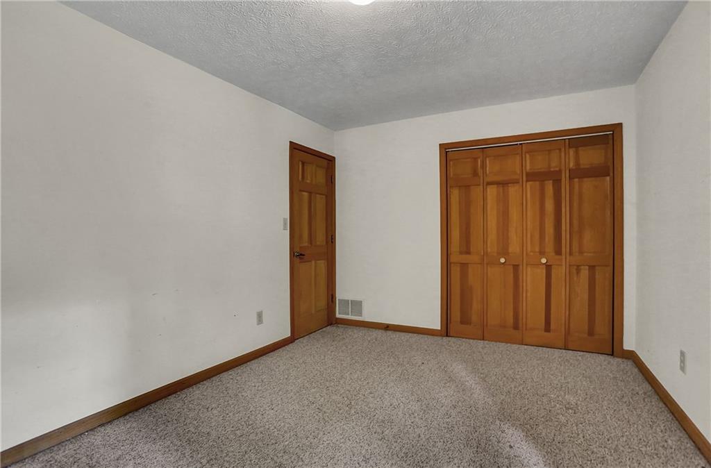 5222 East Christianburg Road Columbus, IN 47201 - Photo 27 of 40 Gallery Image 27