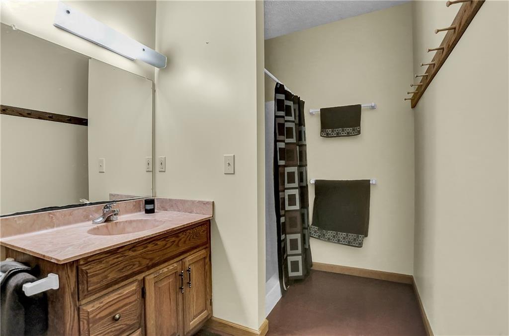 5222 East Christianburg Road Columbus, IN 47201 - Photo 29 of 40 Gallery Image 29