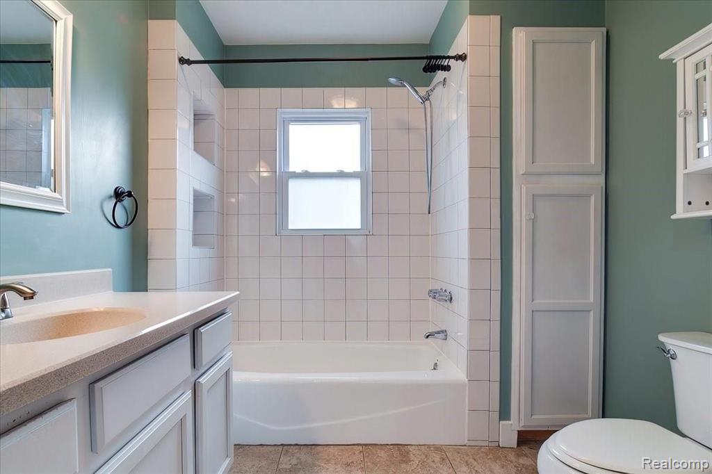 317 Wilcox Street Rochester, MI 48307 - Photo 15 of 29