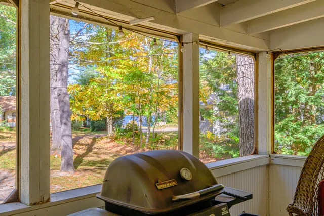 $259,000 | 15 Seaward Road, Turner, ME 04282