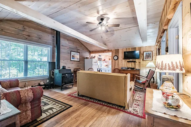 $259,000 | 15 Seaward Road, Turner, ME 04282