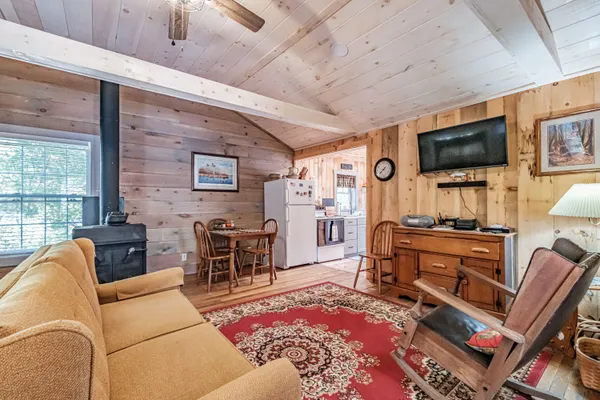 $259,000 | 15 Seaward Road, Turner, ME 04282