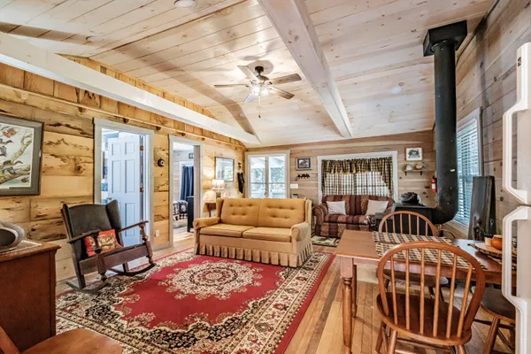 $259,000 | 15 Seaward Road, Turner, ME 04282
