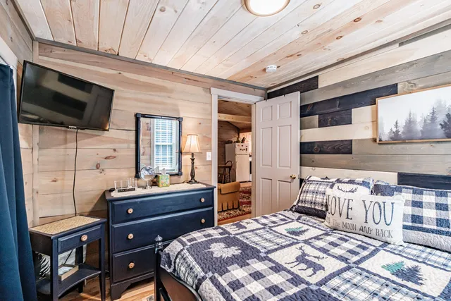 $259,000 | 15 Seaward Road, Turner, ME 04282