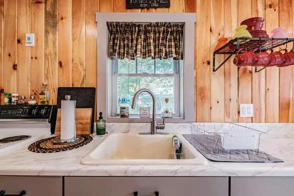 $259,000 | 15 Seaward Road, Turner, ME 04282