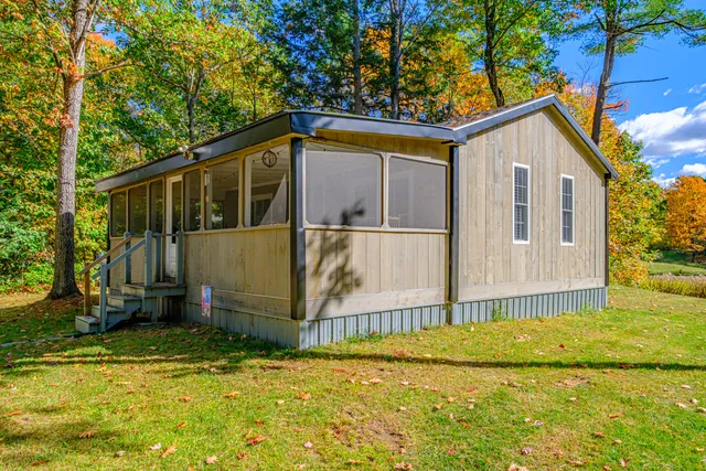 $259,000 | 15 Seaward Road, Turner, ME 04282