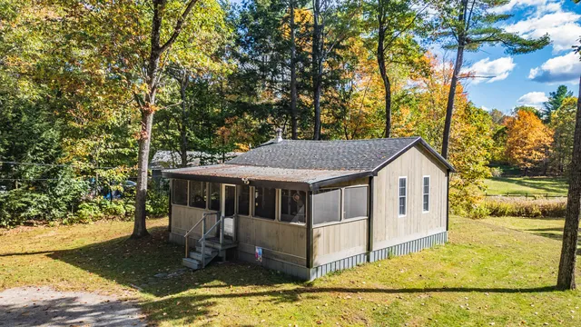 $259,000 | 15 Seaward Road, Turner, ME 04282