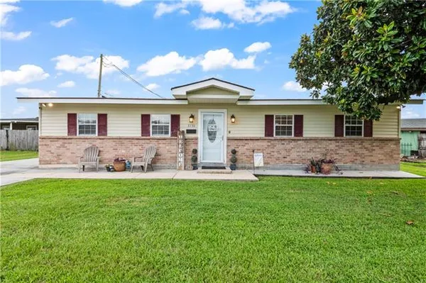 $1,800 | 2130 North Butterfly Circle, Terrytown, LA 70056