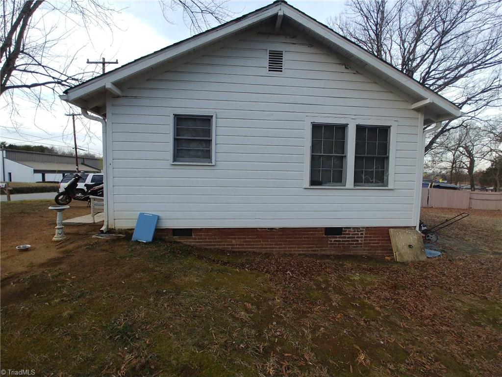 323 New Street High Point, NC 27260 - Photo 3 of 11 Gallery Image 3