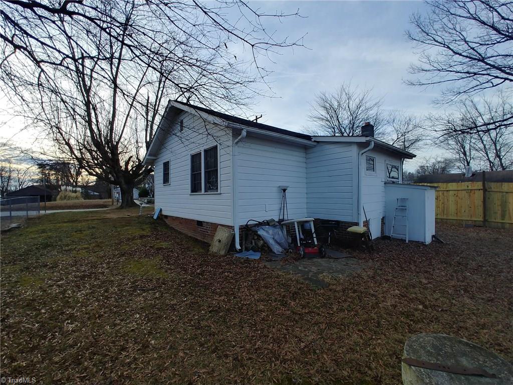 323 New Street High Point, NC 27260 - Photo 5 of 11 Gallery Image 5