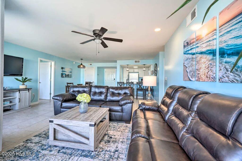 2000 New River Inlet Road, Unit 3209 North Topsail Beach, NC 28460 - Photo 5 of 44 Living Rm/Recliners