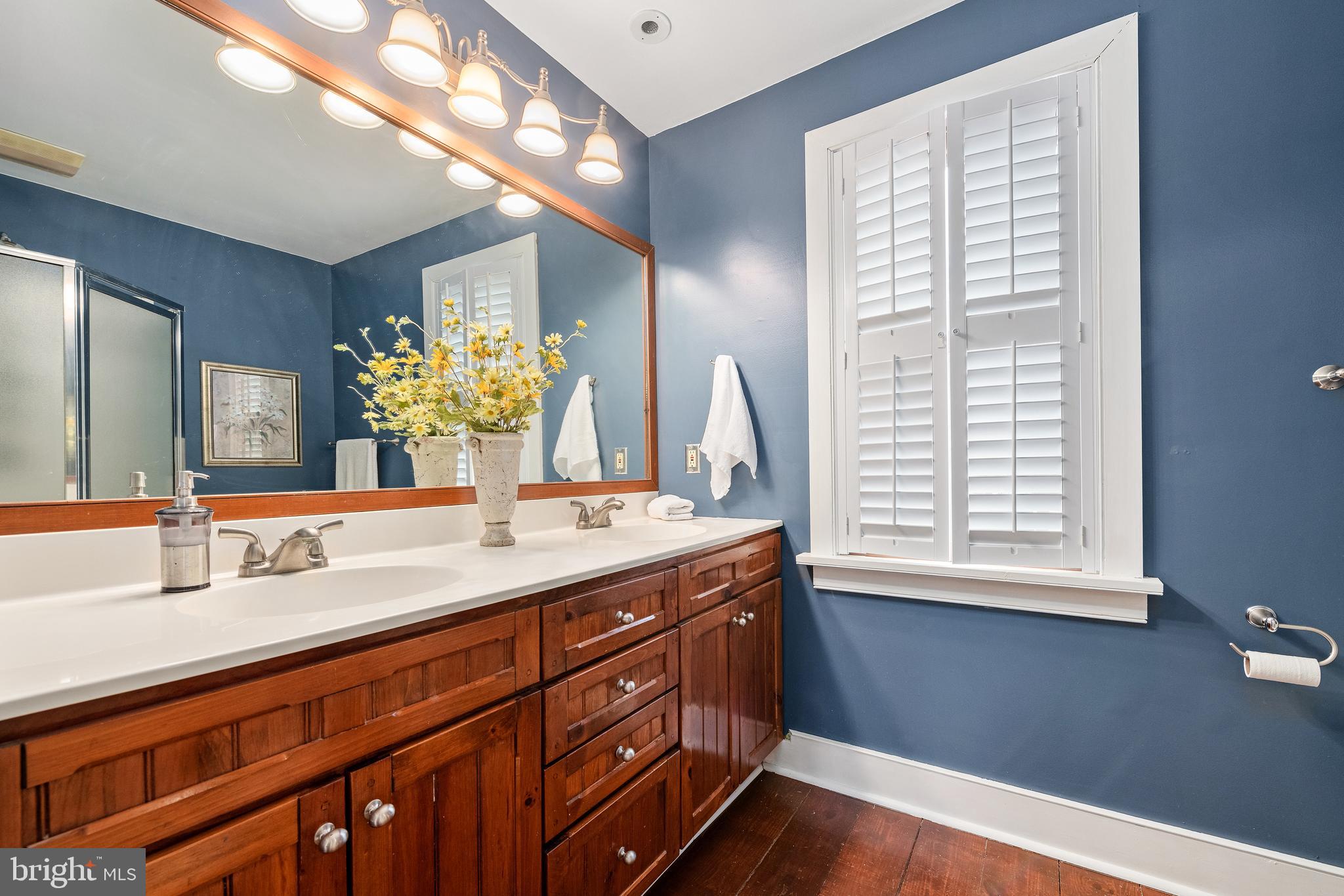 515 Country Club Road Coatesville, PA 19320 - Photo 22 of 29 Master Suite Bathroom - Double Sinks