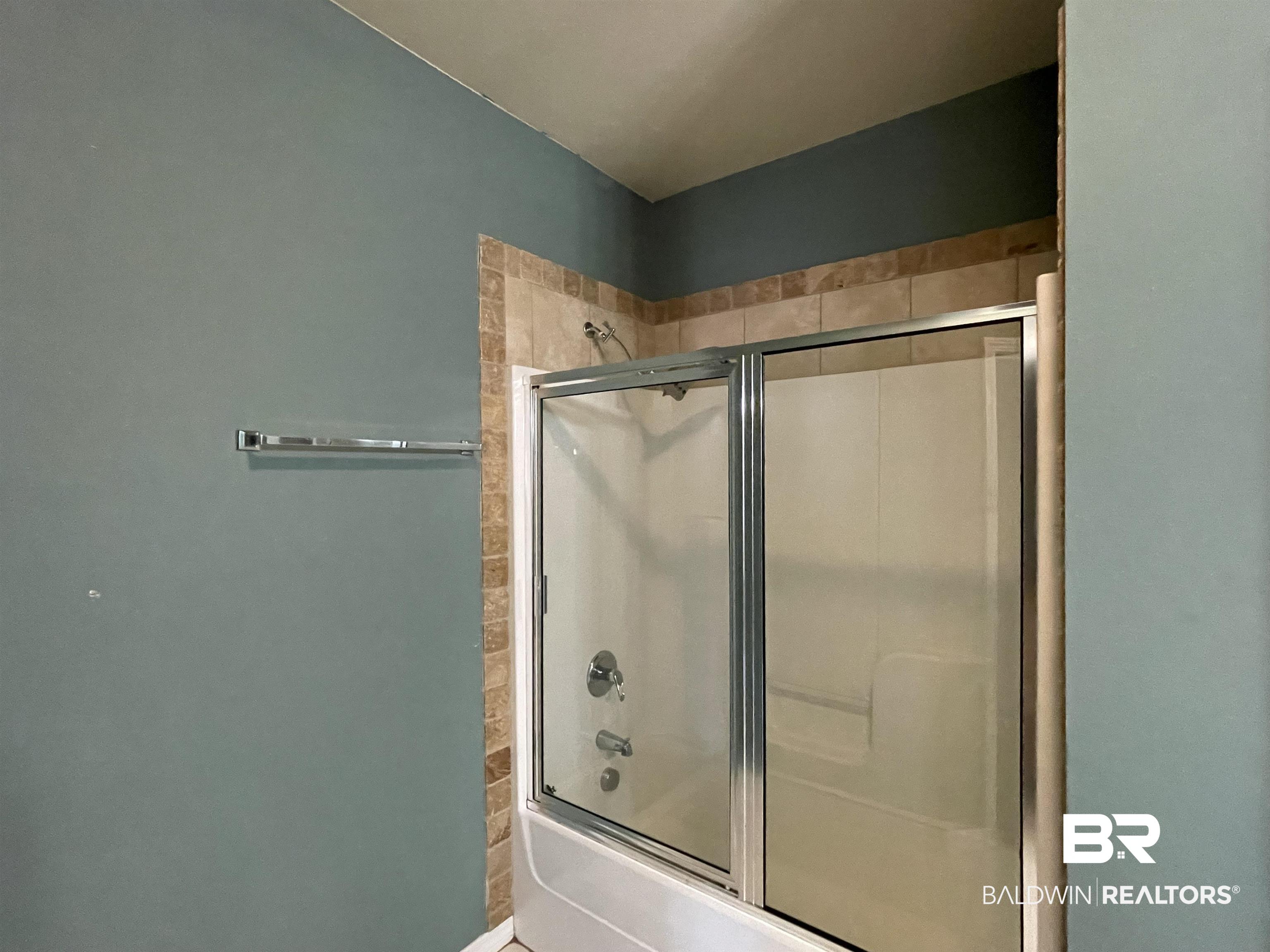 27561 Boaz Road West Loxley, AL 36551 - Photo 14 of 18 Primary Shower