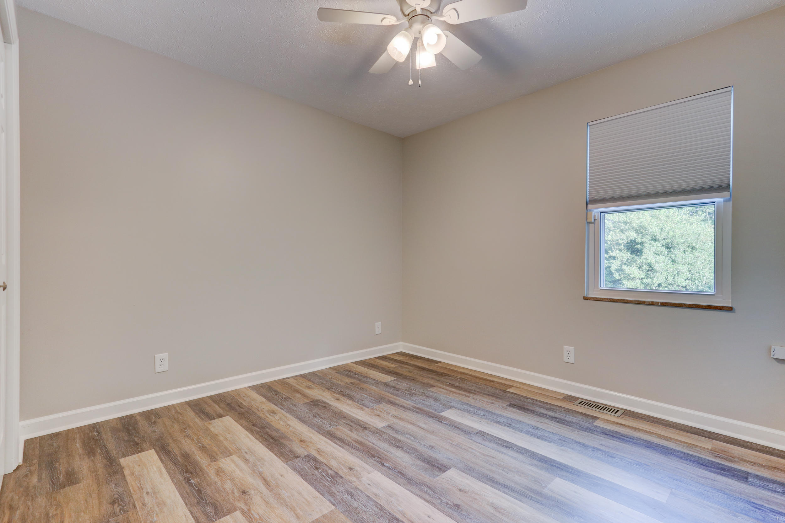 127 Hendrix Drive Oak Ridge, TN 37830 - Photo 22 of 25 Positive Perceptions-23