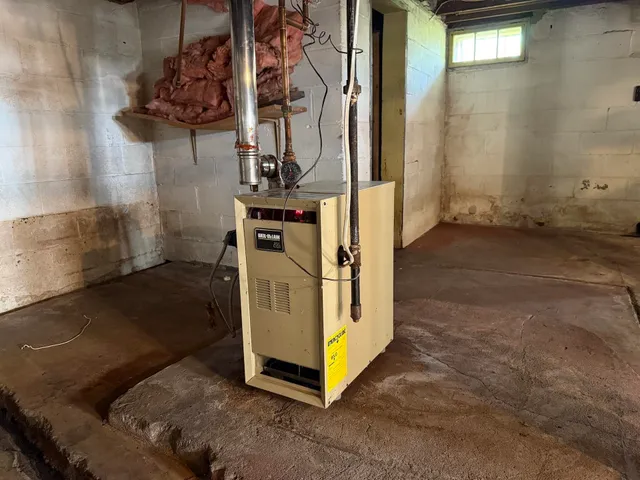 $199,900 | 401 West 6th Street, Washburn, WI 54891