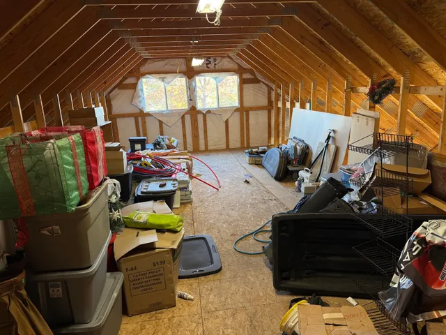 $199,900 | 401 West 6th Street, Washburn, WI 54891