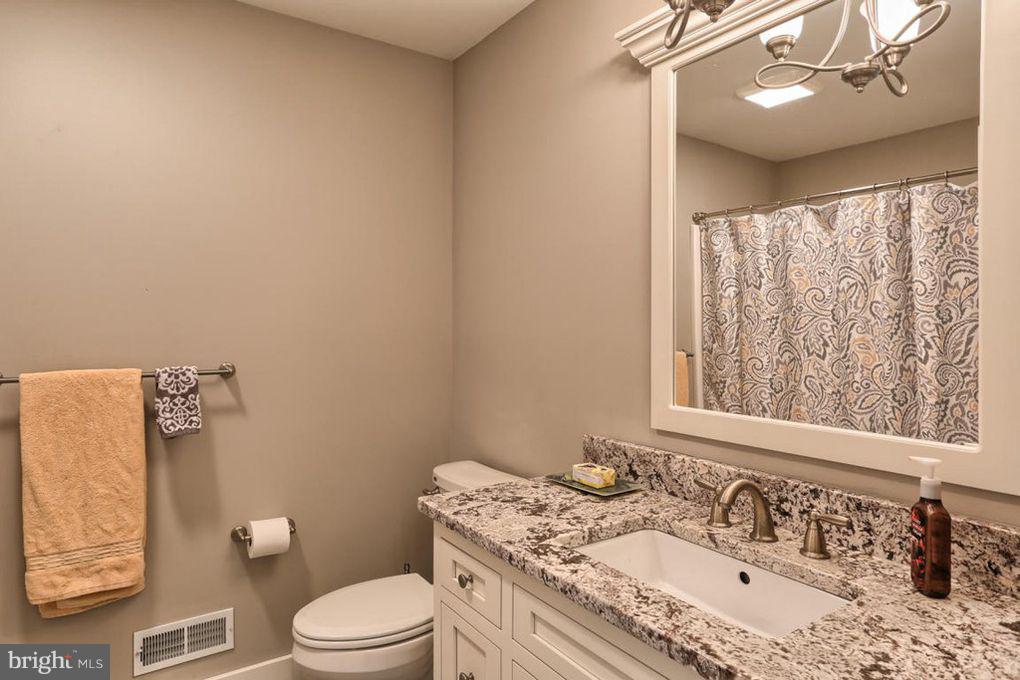 1016 Suffolk Drive Lititz, PA 17543 - Photo 22 of 30 Guest Bathroom