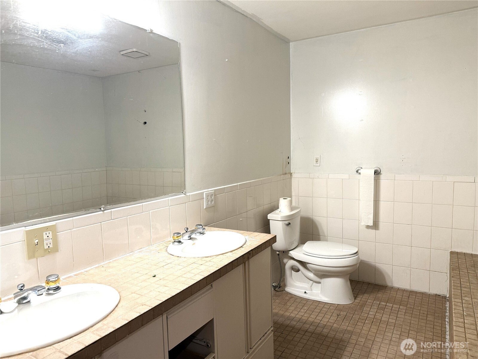 2070 West Cloquallum Road Shelton, WA 98584 - Photo 11 of 17