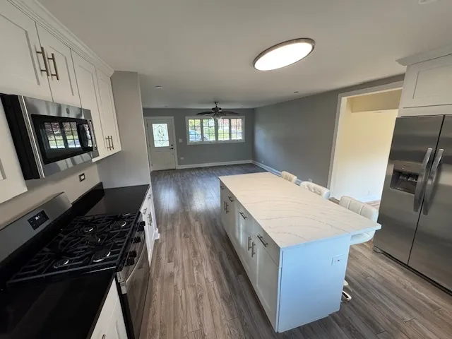 $375,000 | 2941 Westridge Drive, Woodridge, IL 60517