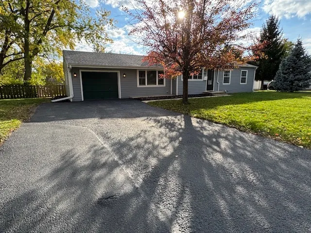 $375,000 | 2941 Westridge Drive, Woodridge, IL 60517