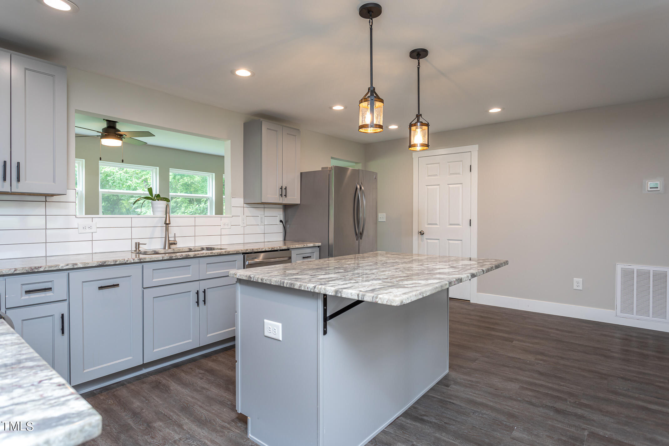 703 Woodland Road Raleigh, NC 27603 - Photo 7 of 26 gordon-703-woodland-11