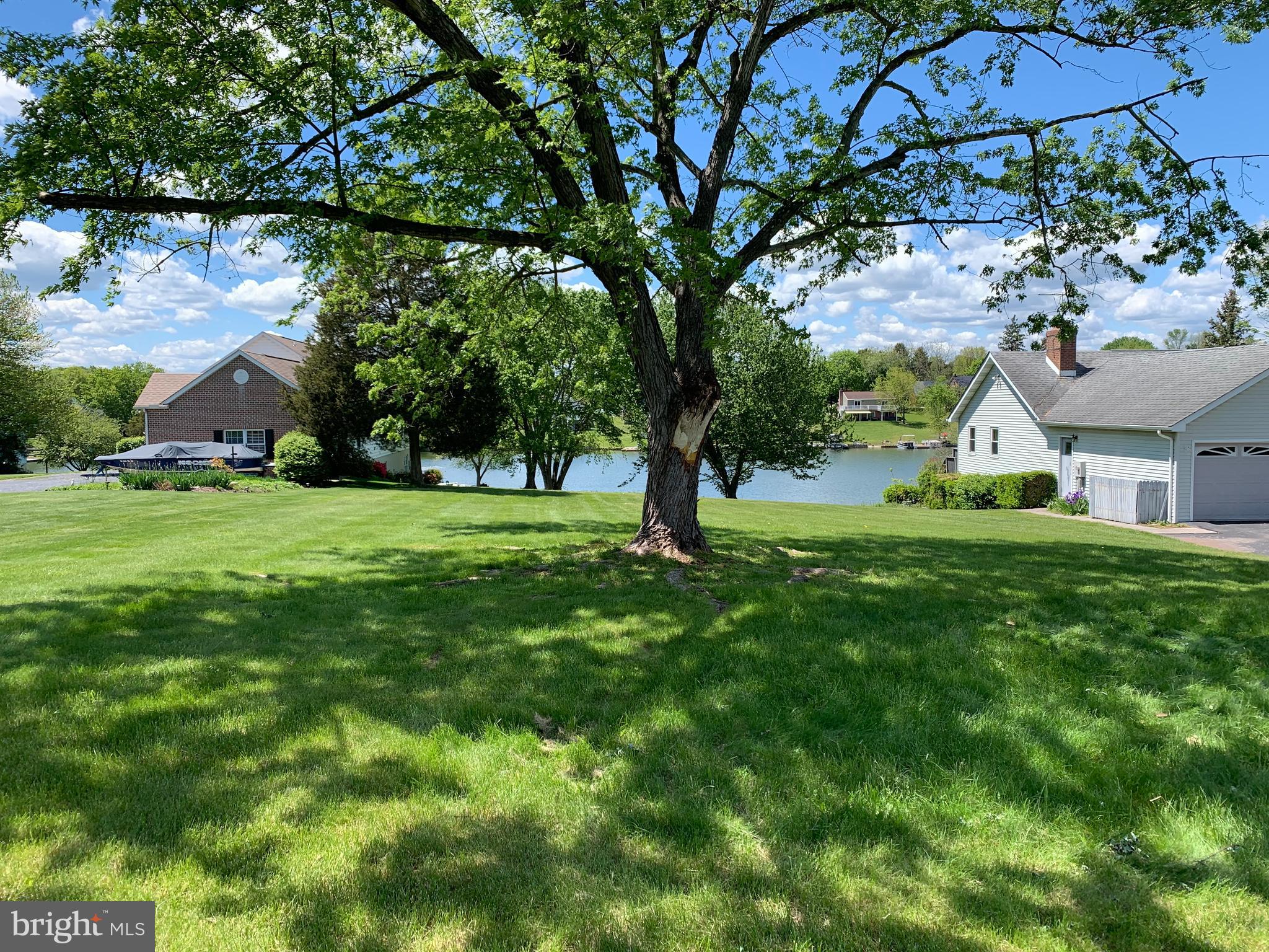490 Heritage Drive Gettysburg, PA 17325 - Photo 2 of 20