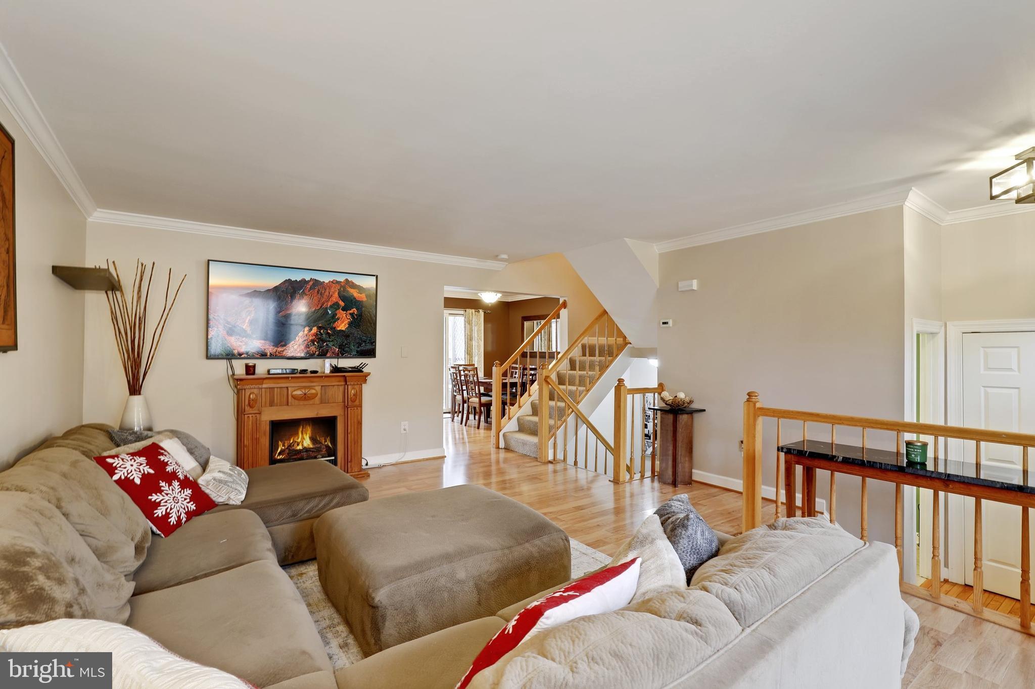 5591 Rivendell Place Frederick, MD 21703 - Photo 4 of 32 Gallery Image 4