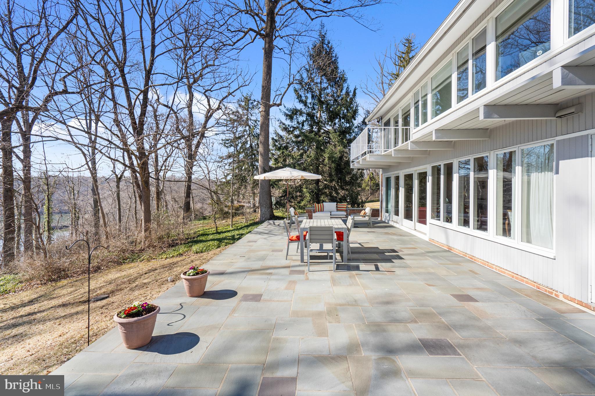 7316 Brightside Road Baltimore, MD 21212 - Photo 41 of 46 55 1/2 foot bluestone patio.