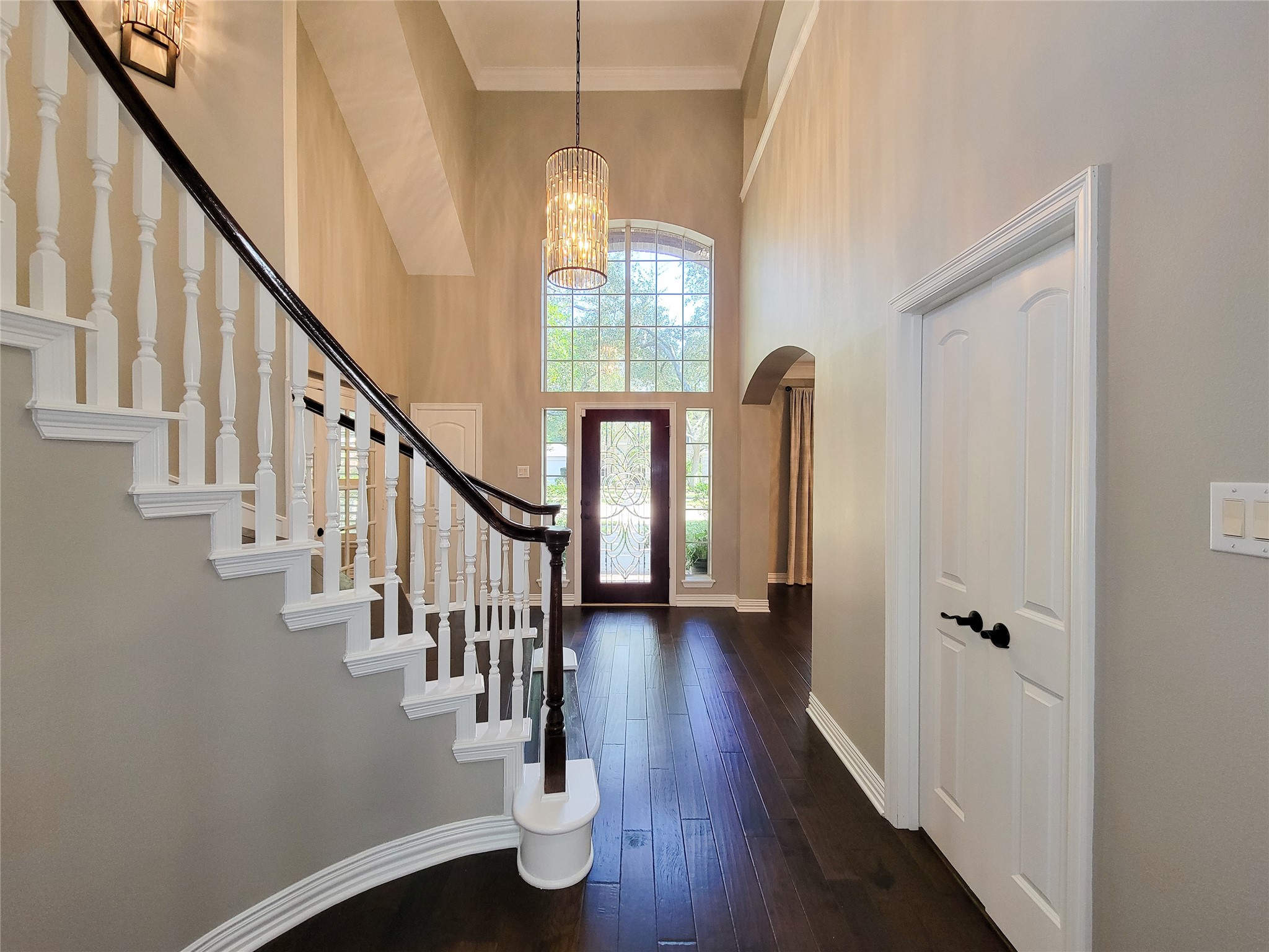 5507 Evening Shore Drive Houston, TX 77041 - Photo 11 of 50 a view of entryway with wooden floor and stairs