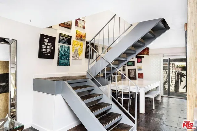 a view of entryway and hall
