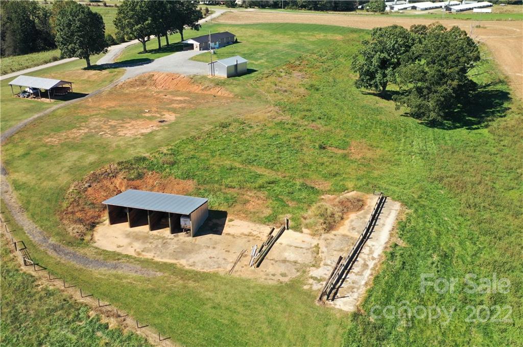 147 Stack Road Olin, NC 28660 - Photo 41 of 47 a garden view with a seating space