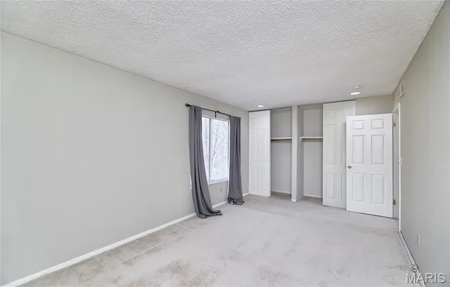 $2,800 | 15215 Golden Rain Drive, Chesterfield, MO 63017