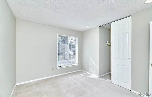 $2,800 | 15215 Golden Rain Drive, Chesterfield, MO 63017