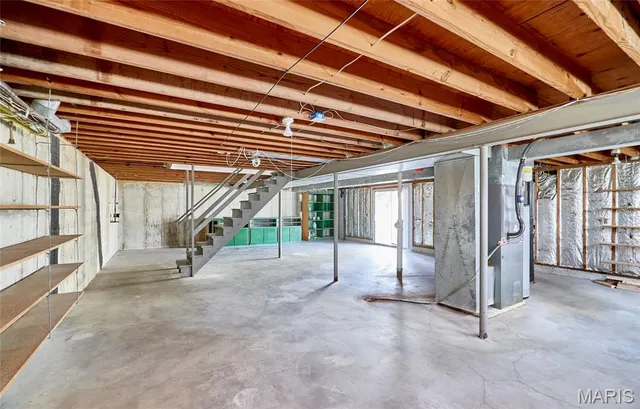 $2,800 | 15215 Golden Rain Drive, Chesterfield, MO 63017