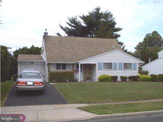 39 Homestead Road Levittown, PA 19056 - Photo 1 of 6 Gallery Image 1