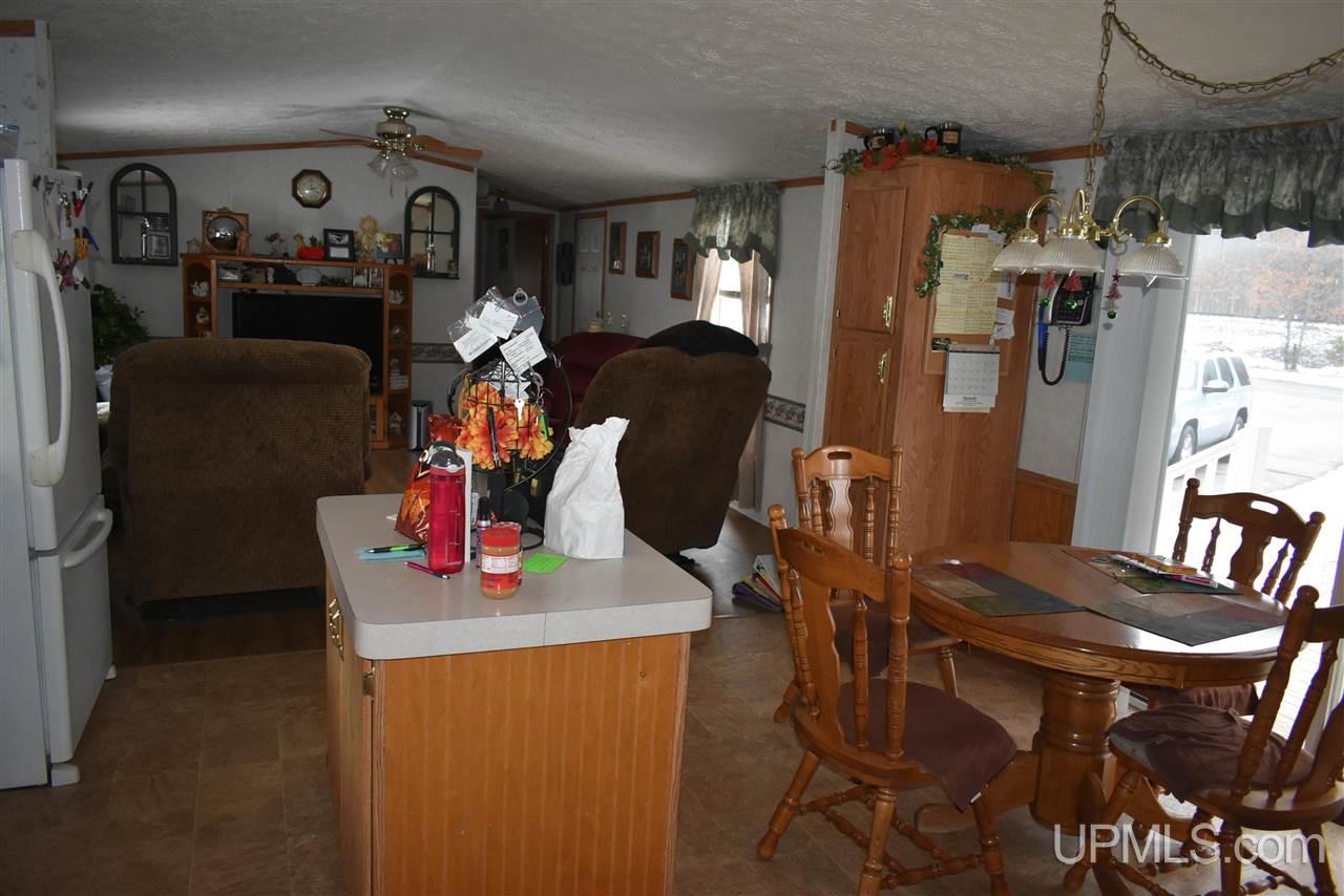 8240 85 Road Gladstone, MI 49837 - Photo 20 of 24