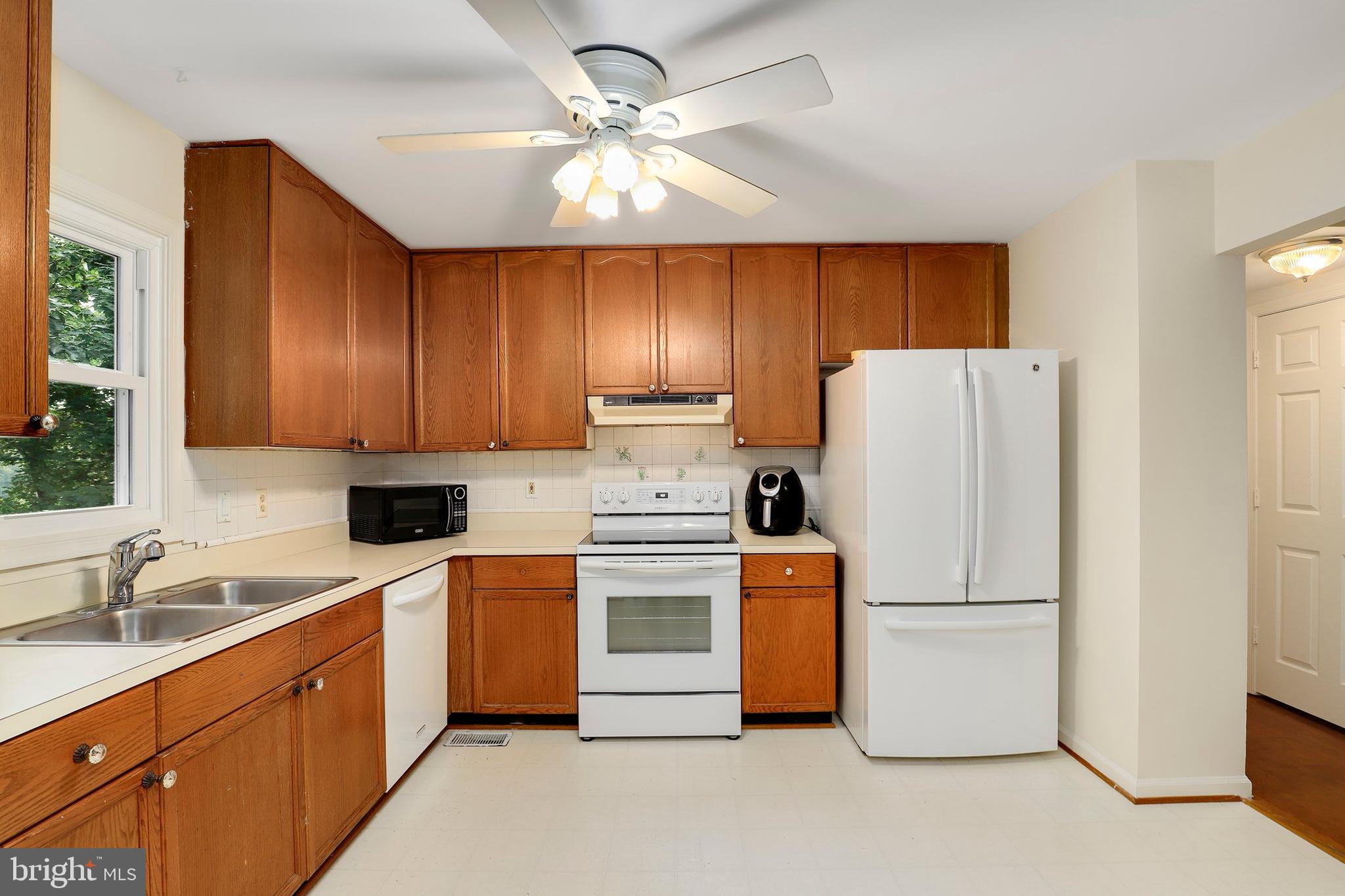 6791 Balmoral Ridge New Market, MD 21774 - Photo 8 of 30 Gallery Image 8