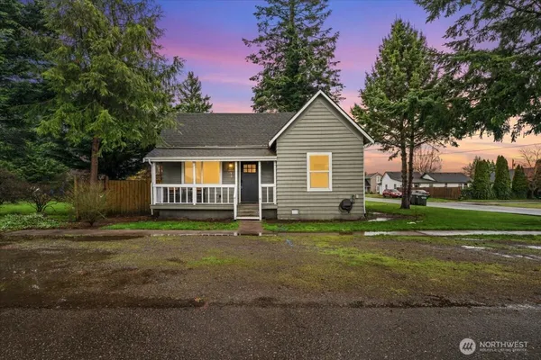 $489,990 | 517 Dundass Avenue, Buckley, WA 98321