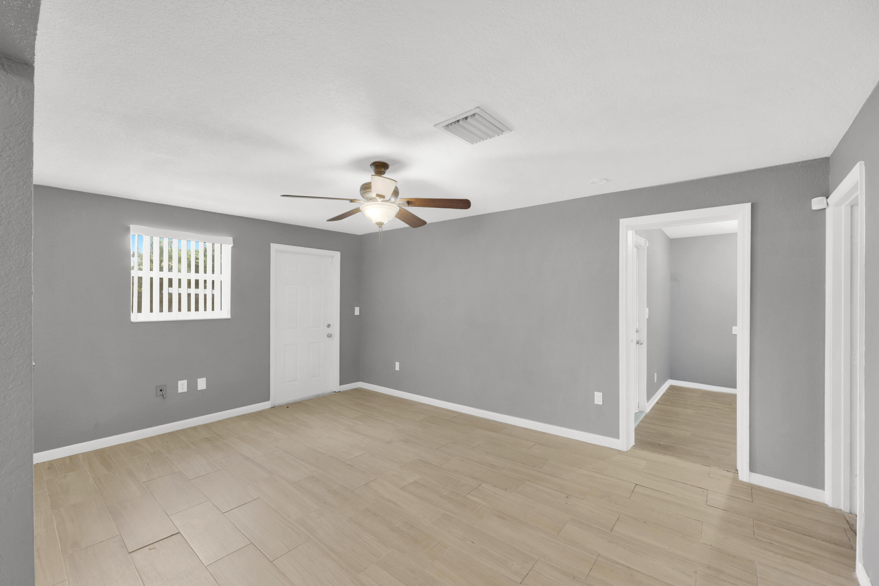26604 Southwest 124th Court Homestead, FL 33032 - Photo 16 of 39 Fixed pic26604_SW_124th_Ct-12