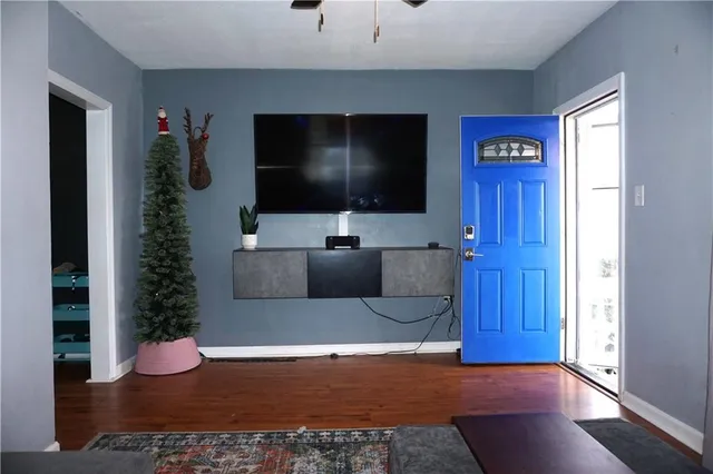 $165,000 | 1717 Hiland Avenue, Coraopolis, PA 15108