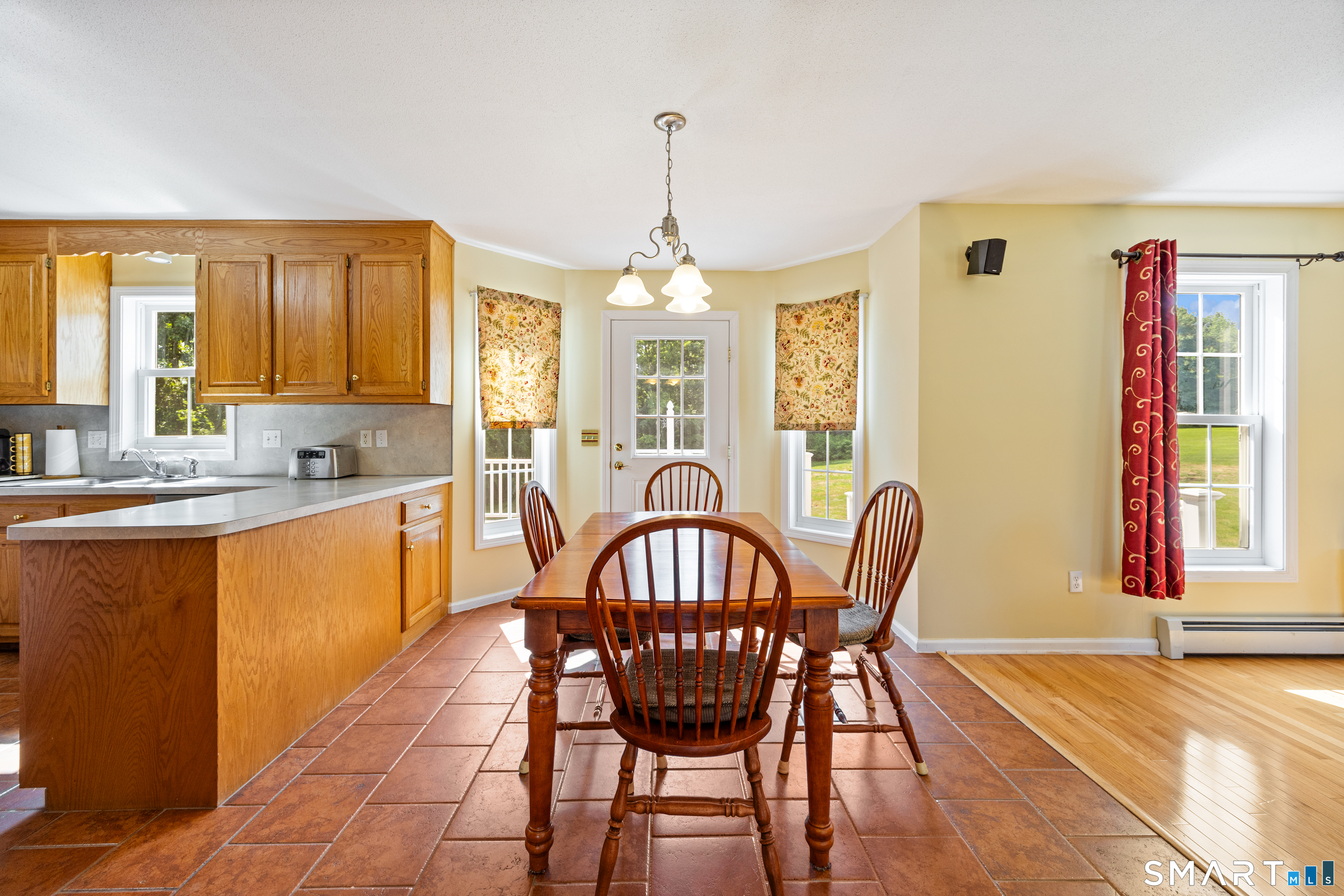 39 Old Farm Road Plymouth, CT 06786 - Photo 16 of 38