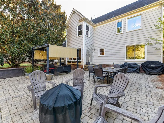 $550,000 | 1422 Ashstead Lane, Matthews, NC 28105