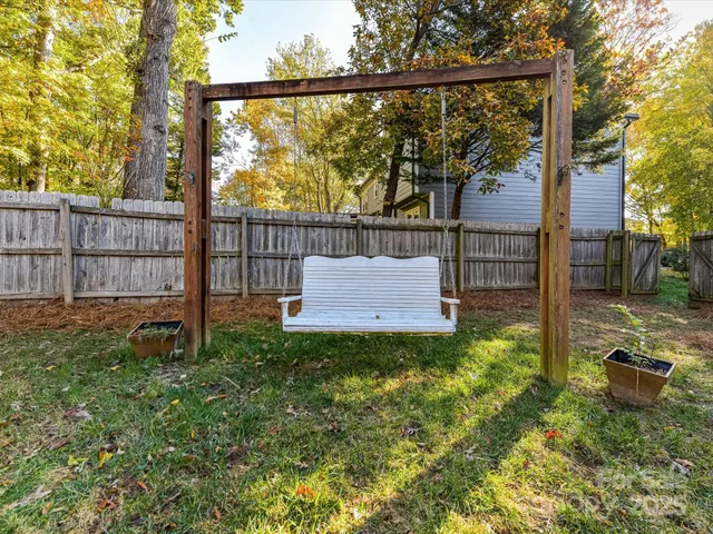 $550,000 | 1422 Ashstead Lane, Matthews, NC 28105