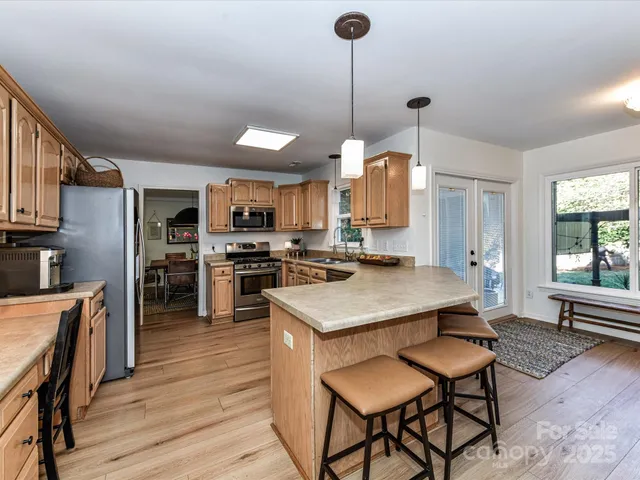 $550,000 | 1422 Ashstead Lane, Matthews, NC 28105