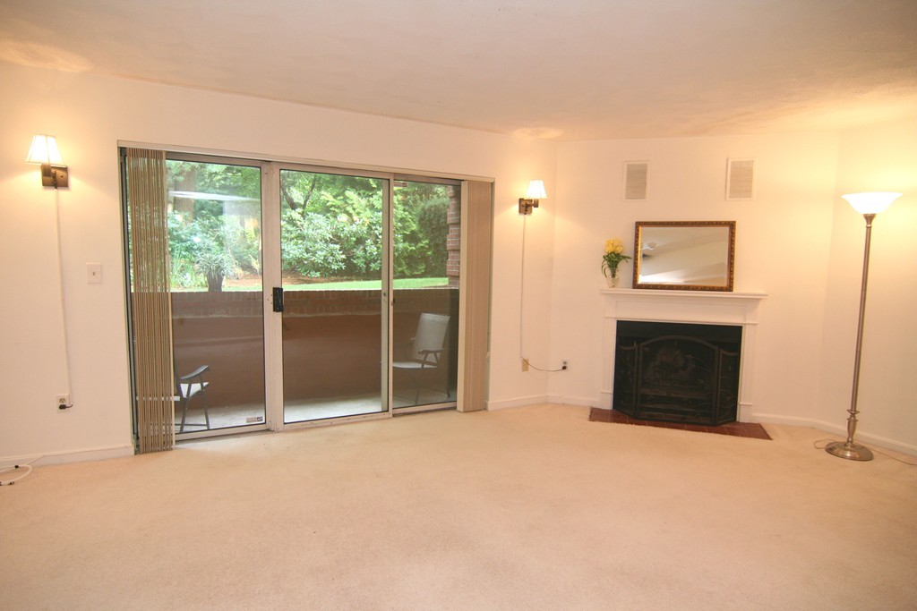 6 April Lane, Unit 11 Lexington, MA 02421 - Photo 3 of 15 Gallery Image 3