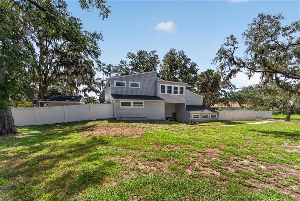 11302 Sandpine Road Riverview, FL 33569 - Photo 6 of 81