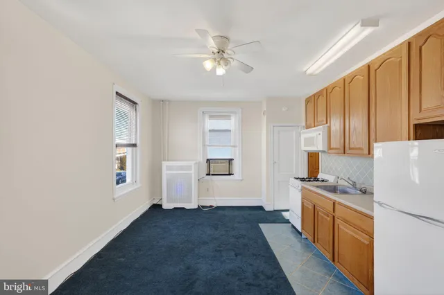 $950 | 459 Martin Street, Unit 2F, Philadelphia, PA 19128