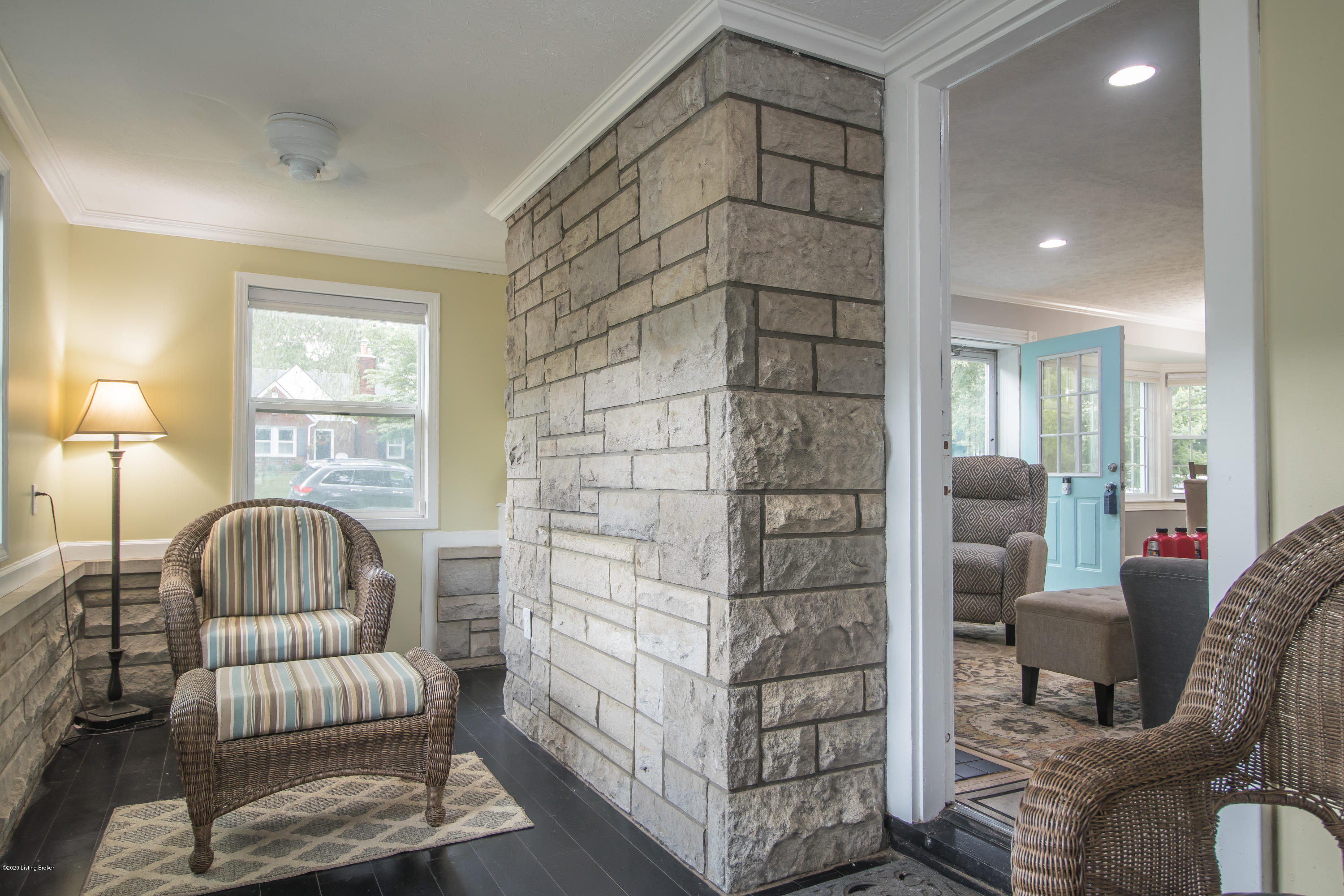 4107 Springhill Road Louisville, KY 40207 - Photo 10 of 39 9